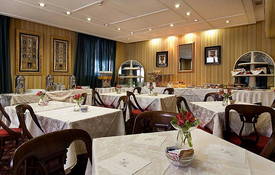 Atlante Garden Hotel Рим Экстерьер фото