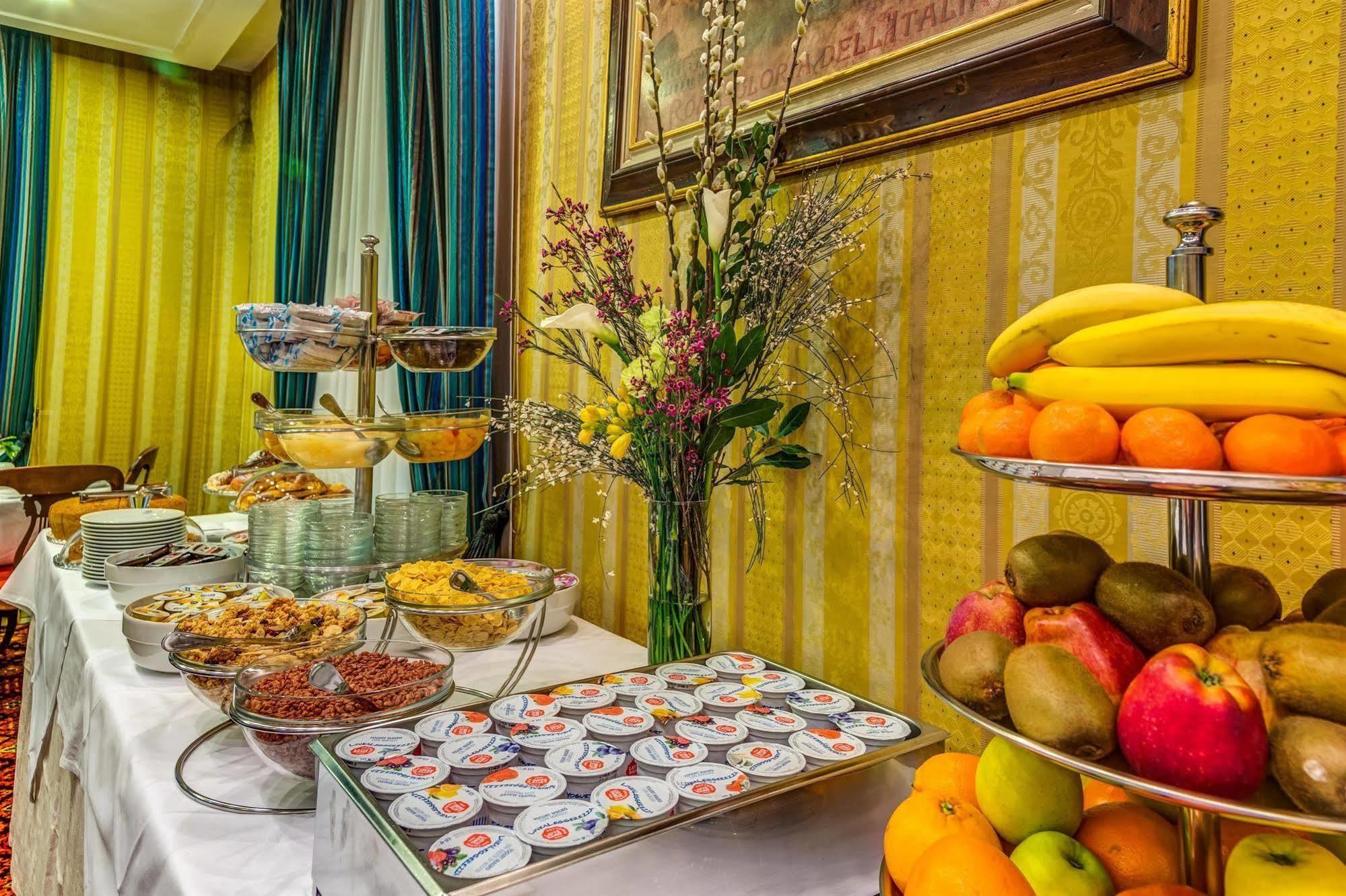 Atlante Garden Hotel Рим Экстерьер фото