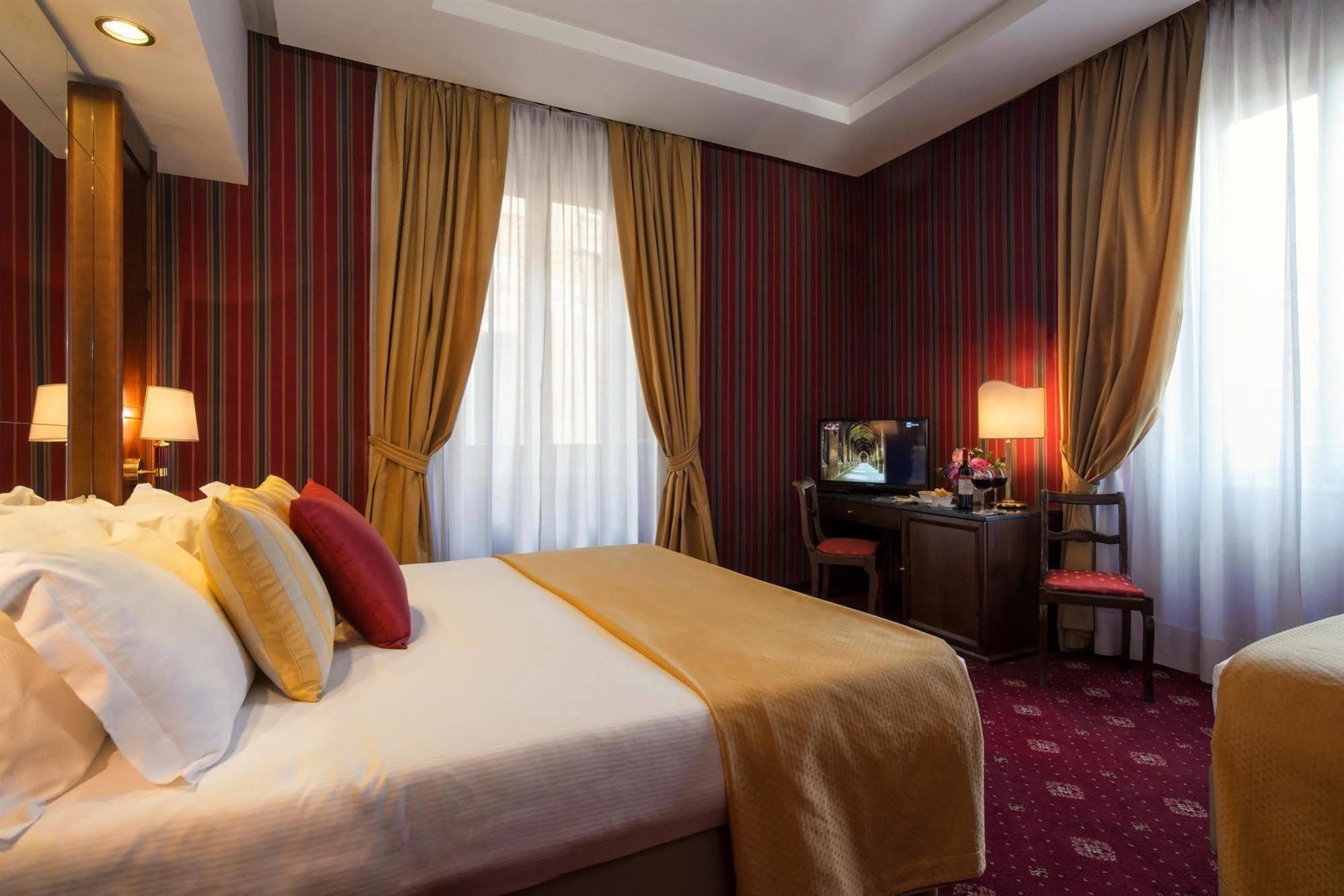 Atlante Garden Hotel Рим Экстерьер фото